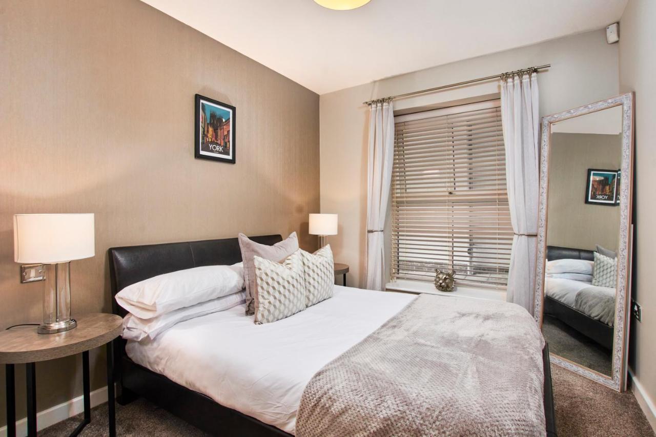 Vikings Apartment With Private Parking & Terrace York Ngoại thất bức ảnh