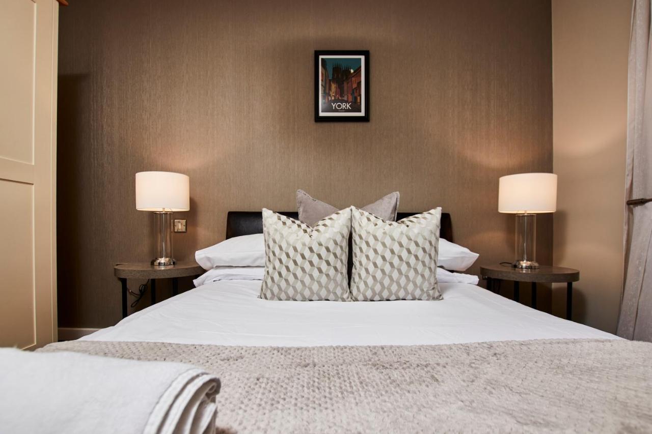 Vikings Apartment With Private Parking & Terrace York Ngoại thất bức ảnh