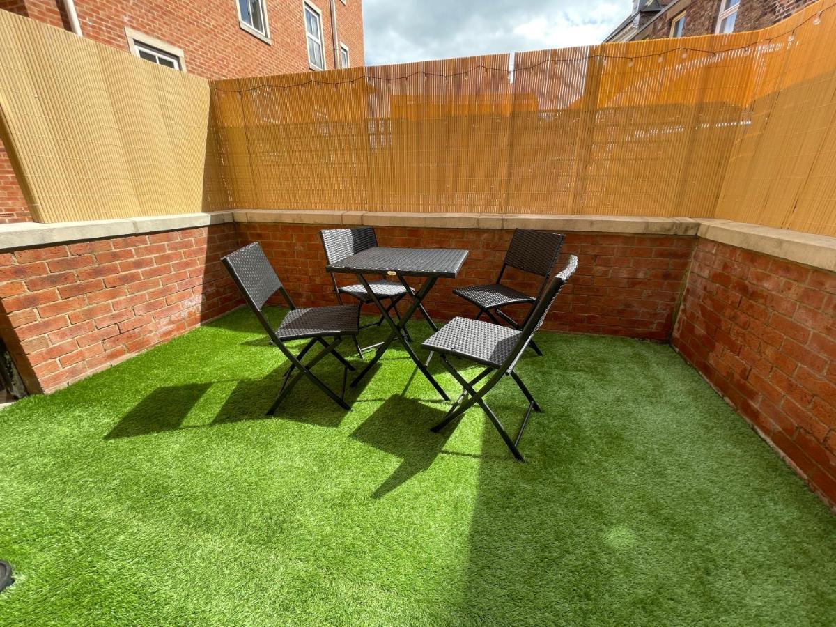 Vikings Apartment With Private Parking & Terrace York Ngoại thất bức ảnh